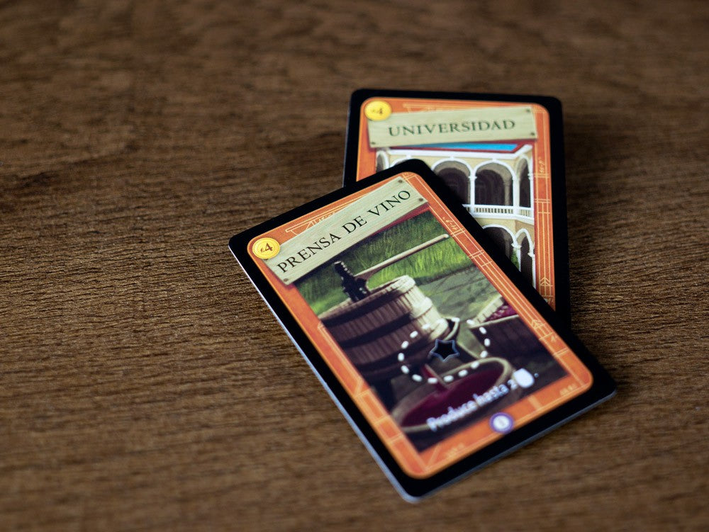 Carta Prensa de Vino con borde naranja y valor 4 del juego Viticulture World