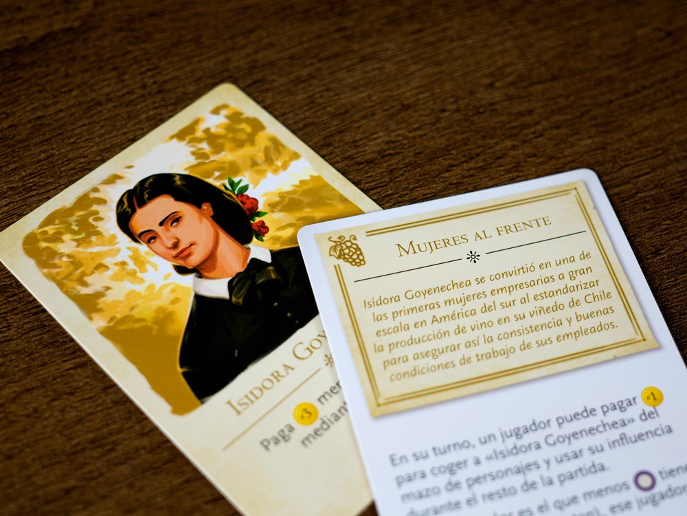 Carta personaje Isidora Goyenecha con texto Mujeres al frente del juego