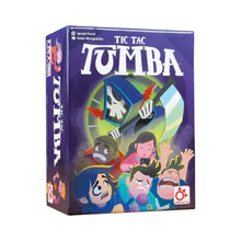 Caja del juego de mesa Tic Tac Tumba con arte de terror y estudiantes
