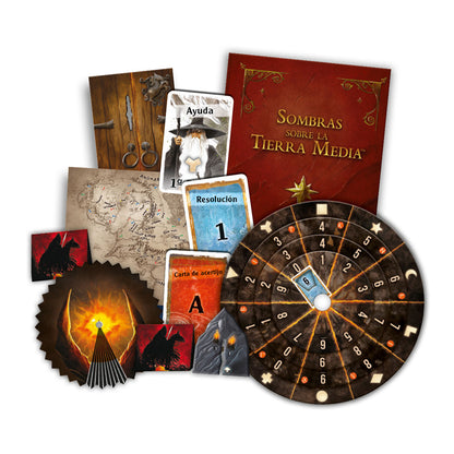 Componentes del juego de mesa EXIT El Señor de los Anillos con cartas, mapa y disco descodificador