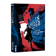 Portada caja juego de mesa Berlín 1960 espía Guerra Fría