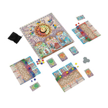 Contenido completo del juego de mesa Gaudí: tableros, cartas, dados y piezas de mosaico