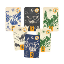 Cartas del juego Circadia con ilustraciones de criaturas