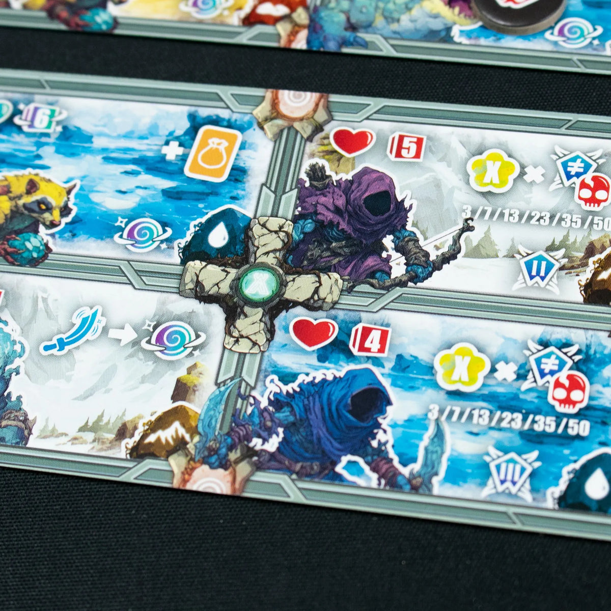 Ficha de tablero larga con arte fantástico e iconos de juego