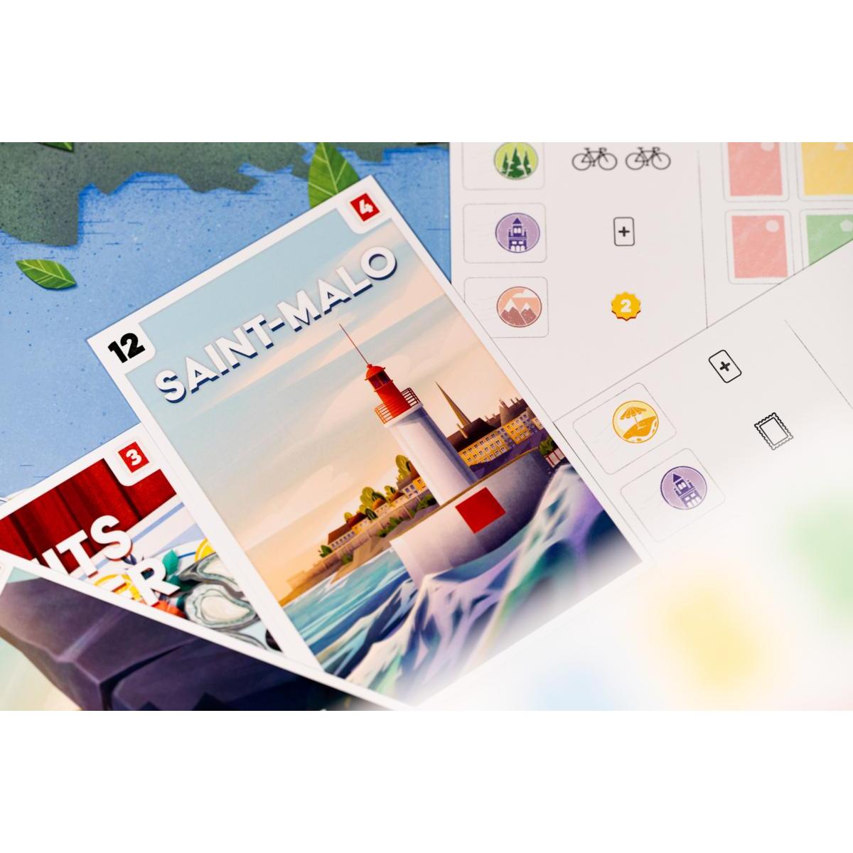 Carta de destino Saint-Malo del juego Postales con faro y reglas de iconos de bicicleta y paisaje