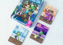 Caja del juego de mesa Zooverbooking con animales en avión y cartas de hipopótamo morado