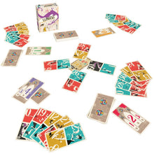 Contenido completo del juego de cartas Lloricas: cartas, caja y fichas